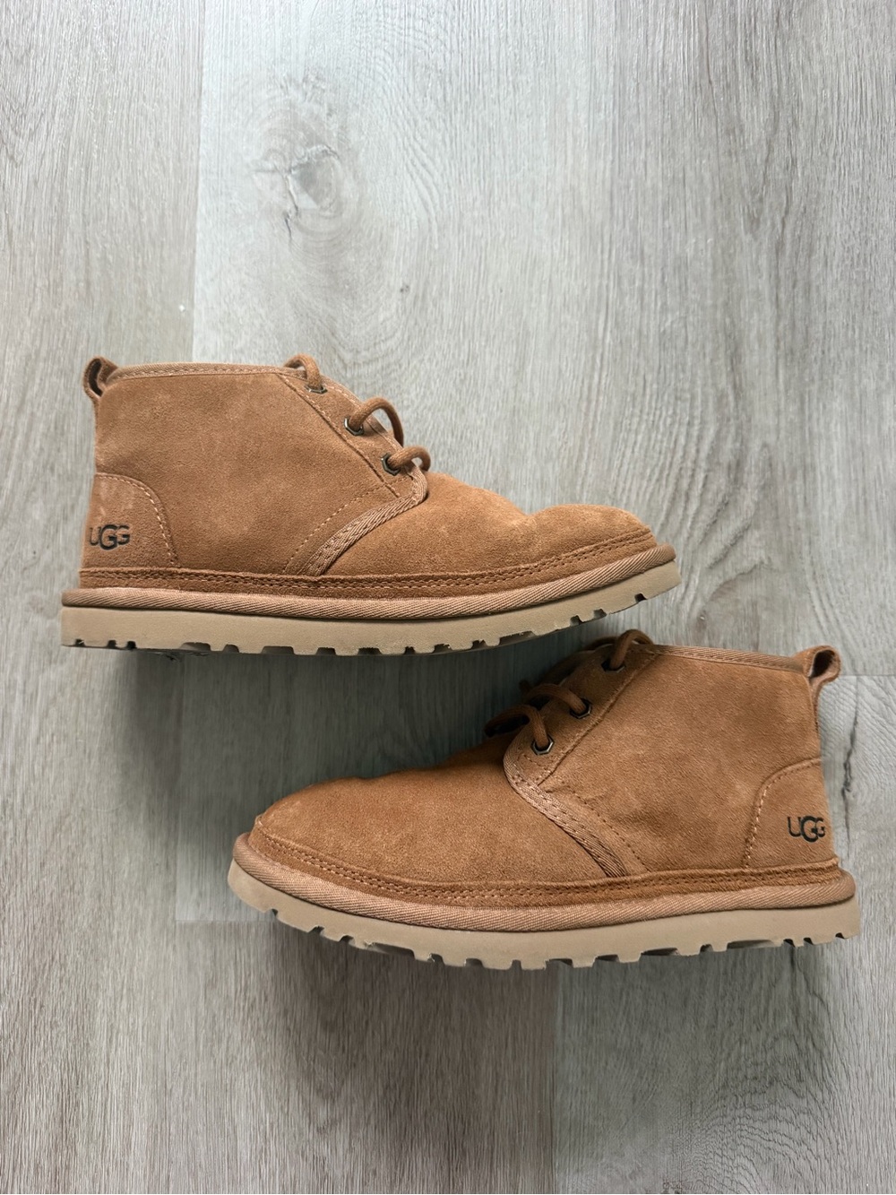 UGG Women’s Boot - Tan